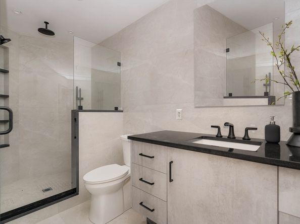 31 Highland 31, Brookline MA 02445
