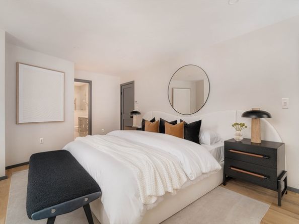 31 Highland 31, Brookline MA 02445