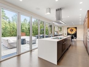 682 Hammond, Brookline MA 02467