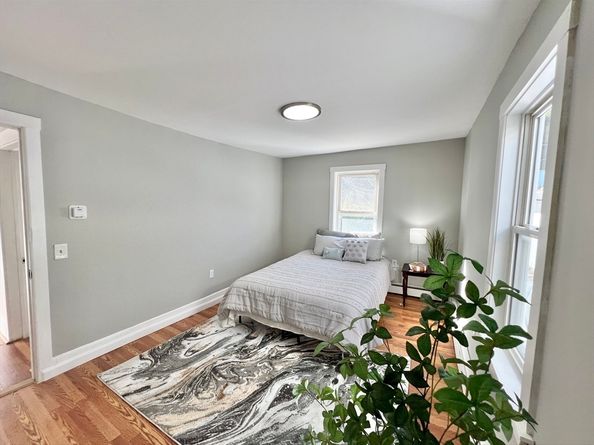 38 Hazel St, Fitchburg MA 01420