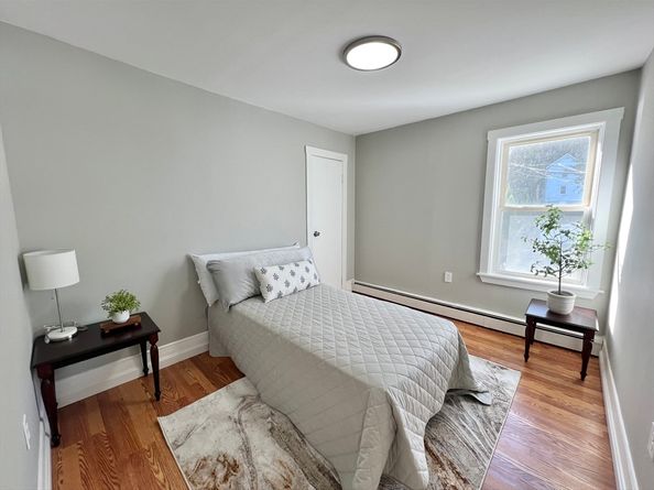 38 Hazel St, Fitchburg MA 01420