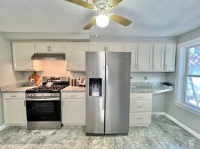 38 Hazel St, Fitchburg MA 01420