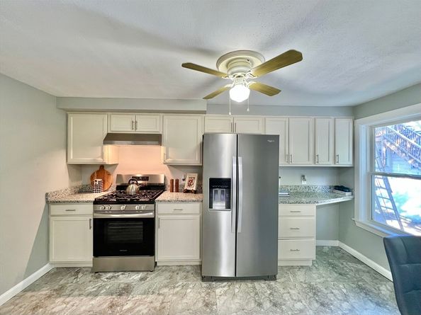 38 Hazel St, Fitchburg MA 01420