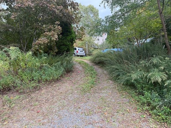 24-1/2 Allerton St, Plymouth MA 02360