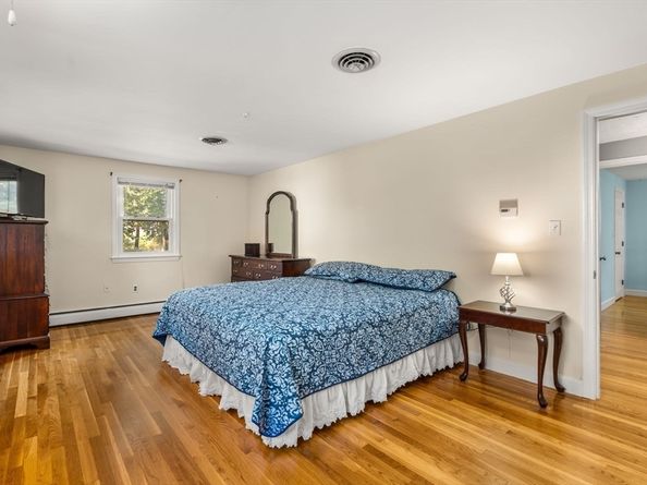 85 Gridley St, Quincy MA 02169