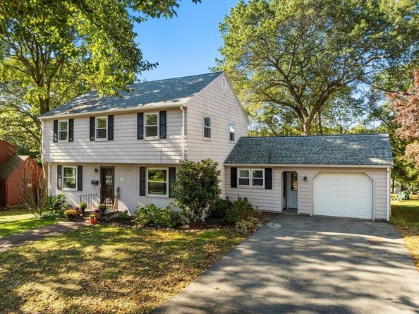 85 Gridley St, Quincy MA 02169