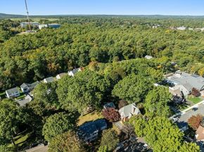 85 Gridley St, Quincy MA 02169