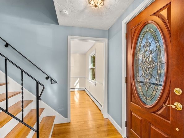 85 Gridley St, Quincy MA 02169