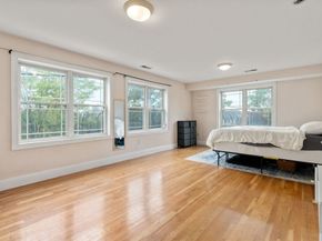 62 Redfield St 62, Boston MA 02122