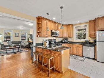 62 Redfield St