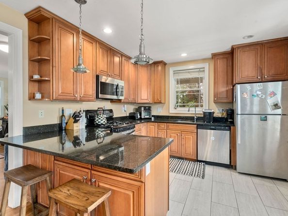 62 Redfield St 62, Boston MA 02122