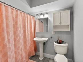62 Redfield St 62, Boston MA 02122