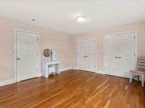 62 Redfield St 62, Boston MA 02122