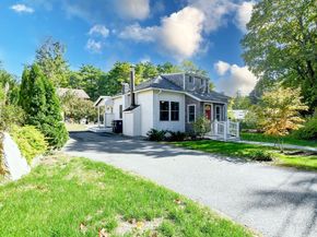 5 Hermitage Rd, Marion MA 02738