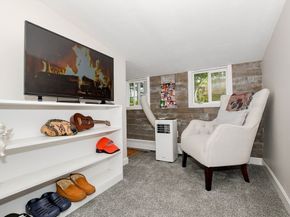 5 Hermitage Rd, Marion MA 02738