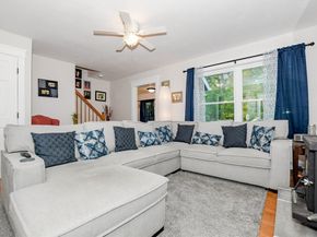 5 Hermitage Rd, Marion MA 02738