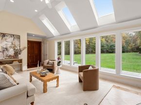 267 Dedham St, Dover MA 02030