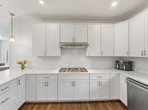 8 Indian Circle 8, Holden MA 01520