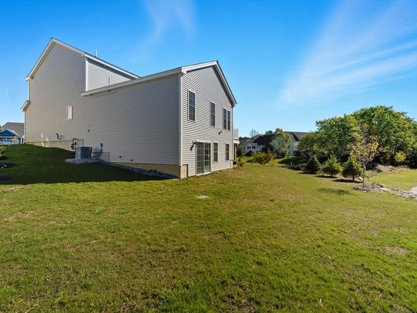 8 Indian Circle 8, Holden MA 01520