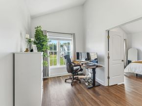 8 Indian Circle 8, Holden MA 01520