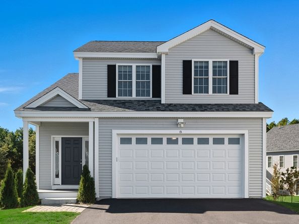 8 Indian Circle 8, Holden MA 01520