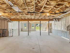 8 Indian Circle 8, Holden MA 01520