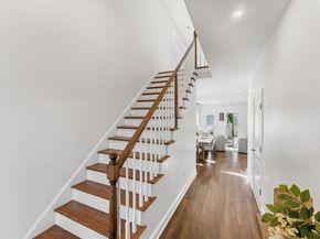 8 Indian Circle 8, Holden MA 01520