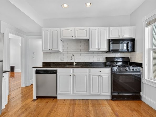 104 King St. 2, Boston MA 02122