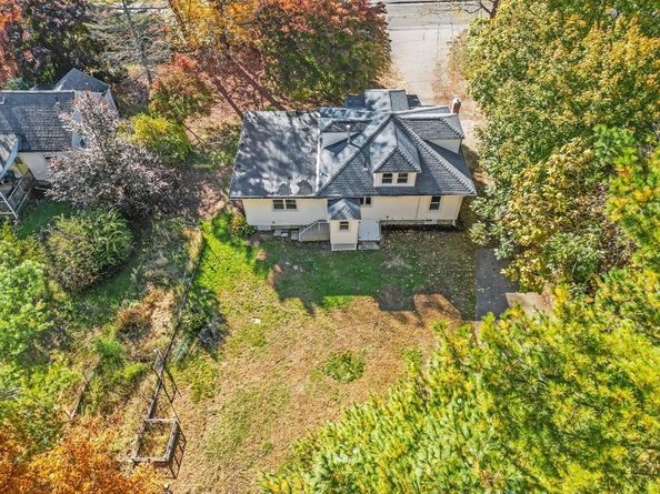 362 Lincoln St, Stoughton MA 02072