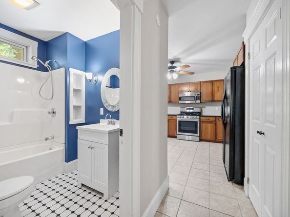 362 Lincoln St, Stoughton MA 02072