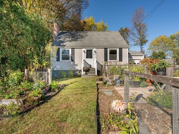 33 Pages Ct, Billerica MA 01821