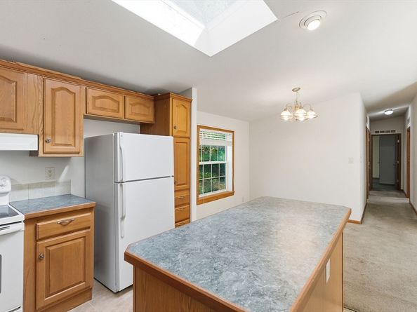 15 Colonial Lane, Winchendon MA 01475
