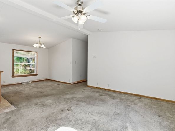 15 Colonial Lane, Winchendon MA 01475