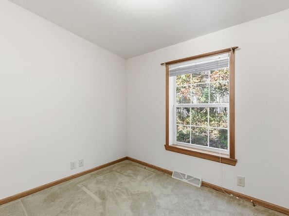 15 Colonial Lane, Winchendon MA 01475