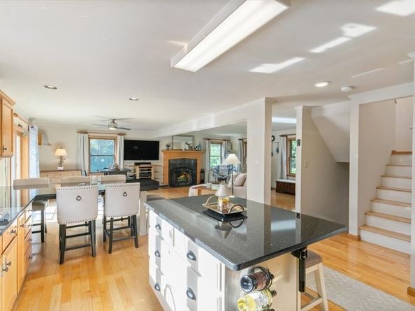 3 Useadoor Street, Middleton MA 01949