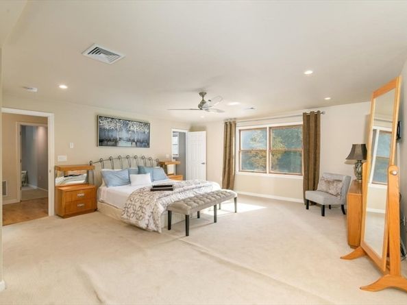 3 Useadoor Street, Middleton MA 01949