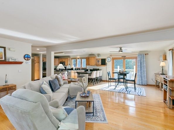 3 Useadoor Street, Middleton MA 01949