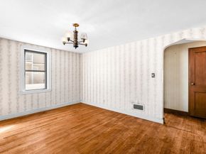 6 Kendal Dr, Woburn MA 01801