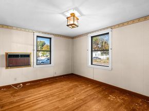 6 Kendal Dr, Woburn MA 01801