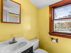 6 Kendal Dr, Woburn MA 01801