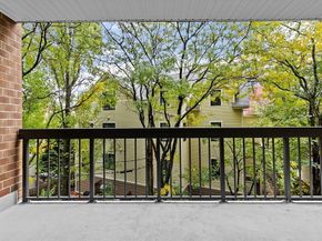 1265 Beacon St 501, Brookline MA 02446