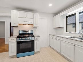 56-58 Edgecliff Rd, Watertown MA 02472