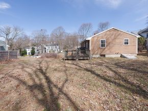 7 Hamilton St, Framingham MA 01701