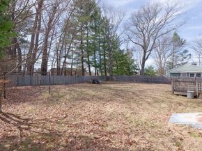 7 Hamilton St, Framingham MA 01701