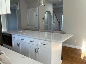21 Chanelle Cir, Salem MA 01970