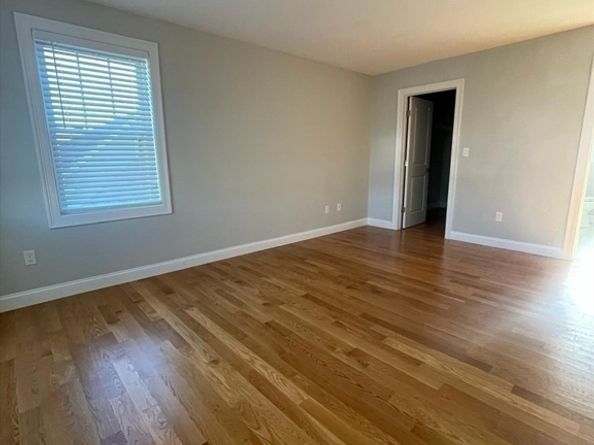 21 Chanelle Cir, Salem MA 01970