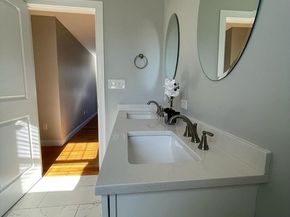 21 Chanelle Cir, Salem MA 01970
