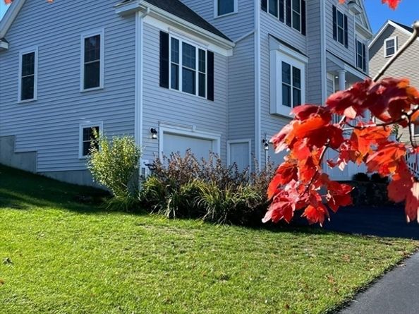 21 Chanelle Cir, Salem MA 01970