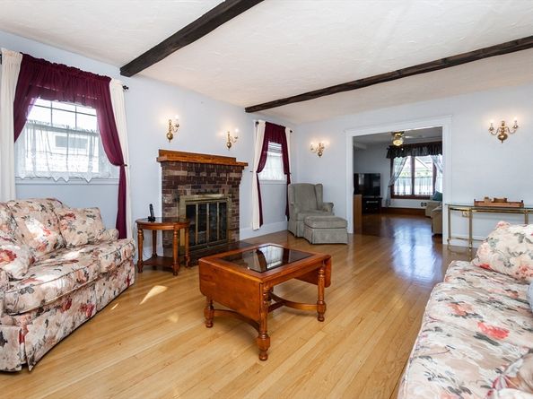 140 Phillips St, Quincy MA 02170
