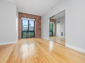 42 8th 2302, Boston MA 02129